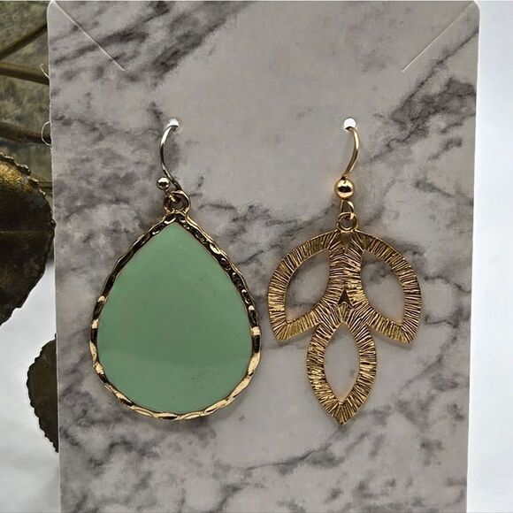"5/$25" Mismatched Goldtone Faux Green Jade Dangle Earrings - Picture 5 of 6